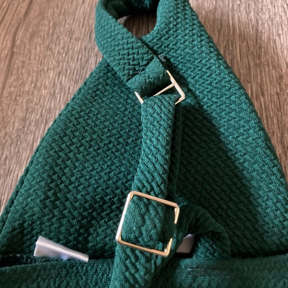 Green textured thong bikini set - Picture 5 of 9